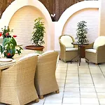 Apartment Nexthome Chill Out & Pool Center *