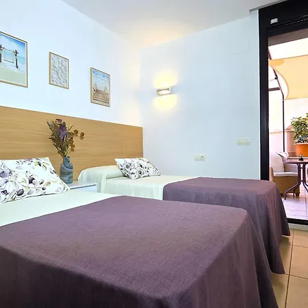 Nexthome Chill Out & Pool Center Apartment