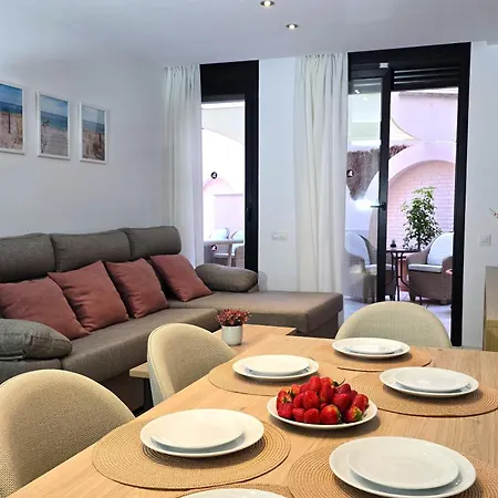 Nexthome Chill Out & Pool Center * Lloret de Mar