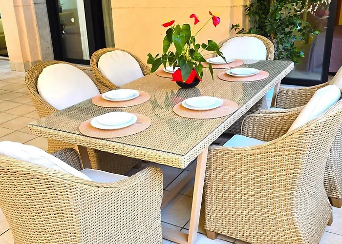 Апартаменты Nexthome Chill Out & Pool Center *