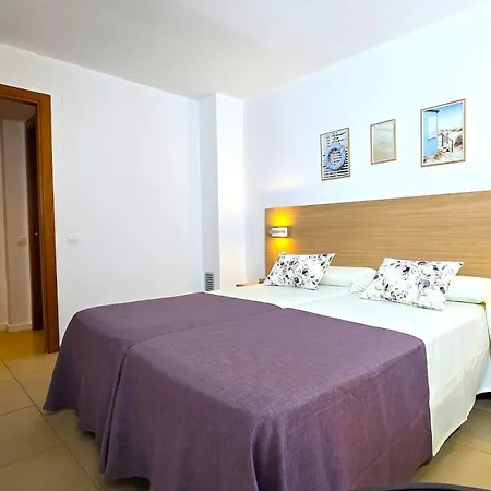 Nexthome Chill Out & Pool Center Льорет-де-Мар