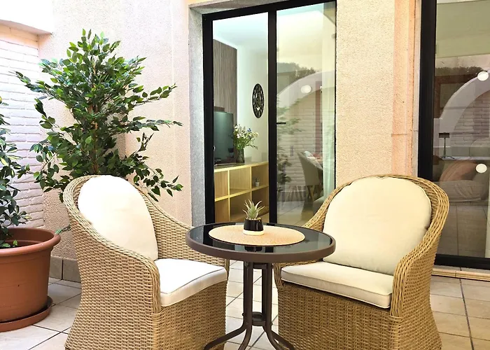 Апартаменти Nexthome Chill Out & Pool Center Льорет-де-Мар