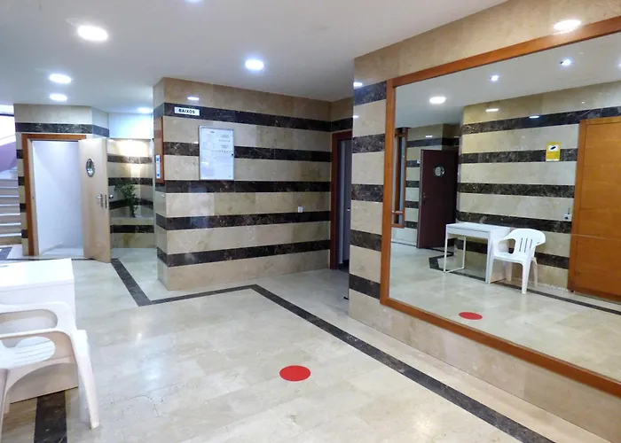 Nexthome Chill Out & Pool Center Льорет-де-Мар